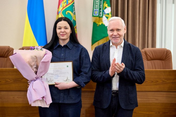 Новини Харкова: Терехов привітав працівниць ПФУ